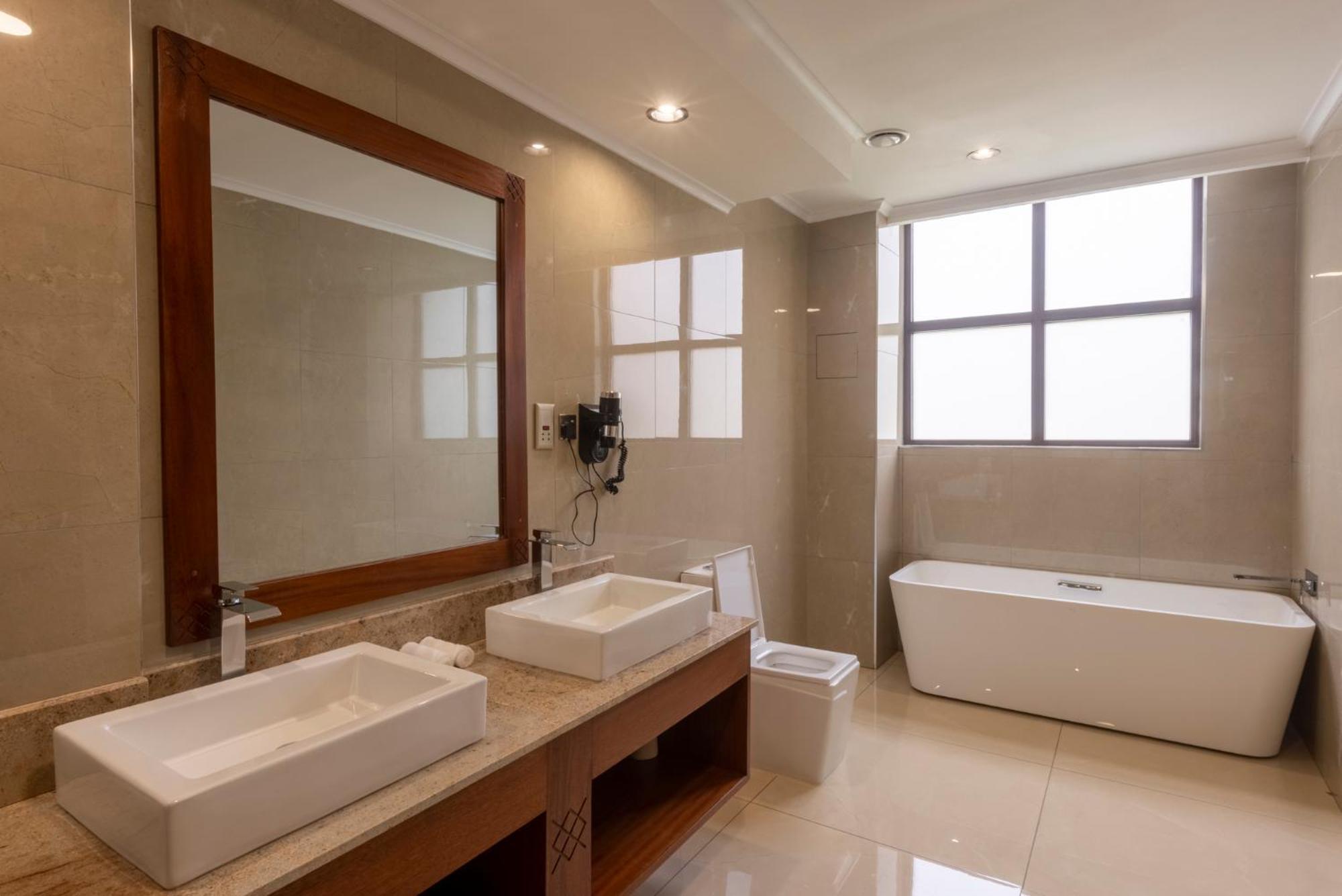 Hermosa Garden Hotel ไนโรบี ภายนอก รูปภาพ